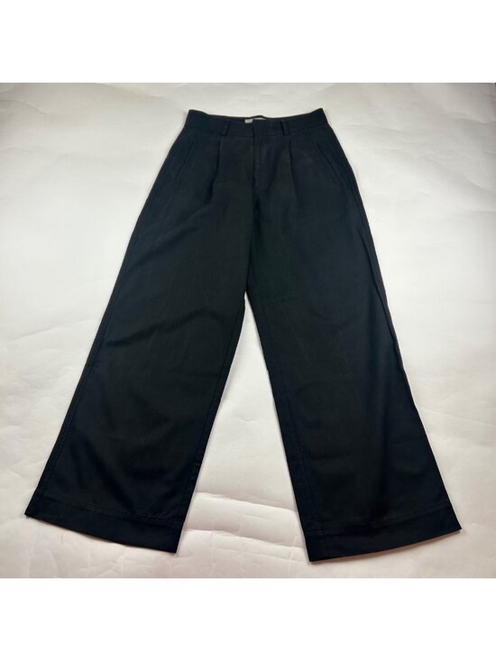 Everlane Pants - SHORT Everlane Black Tencel Blend Canvas Wide Leg Pleated Trouser 4S
